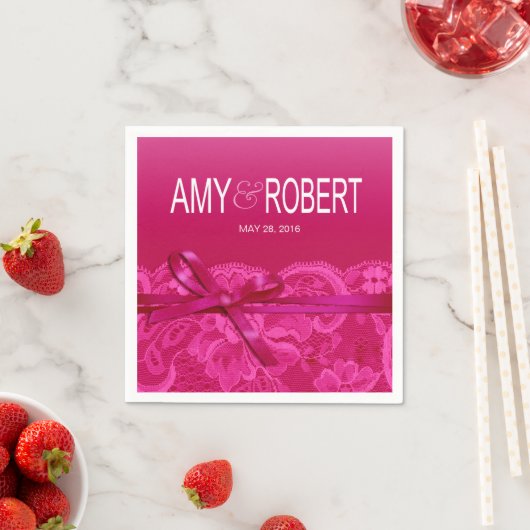 Serviette En Papier Amy Bows Ribbon & Lace Mariage fuschia (En situation)
