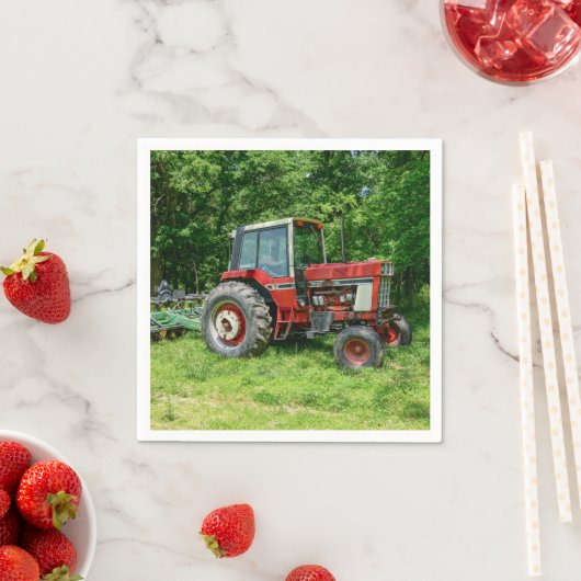 Serviette En Papier Ancien tracteur international (En situation)