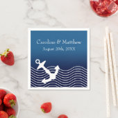 Serviette En Papier Ancre Et Vagues Sur Mariage Bleu (En situation)