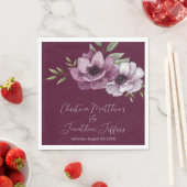 Serviette En Papier Anémones romantiques aquarelle sur Merlot (En situation)