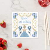 Serviette En Papier Anniversaire Blonde Princesse en Dusty Blue (En situation)