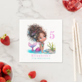 Serviette En Papier Anniversaire Brown de la petite sirène (En situation)