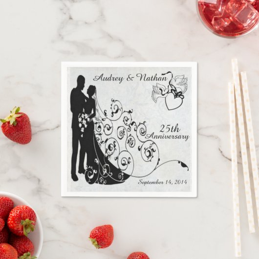 Serviette En Papier Anniversaire de dentelle ancienne serviettes perso (En situation)