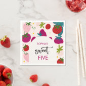 Serviette En Papier Anniversaire de enfant de fraise sucrée (En situation)