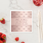 Serviette En Papier Anniversaire rose or monogramme initiales script (En situation)