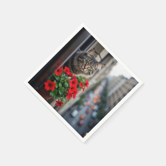 Serviette En Papier Appartement Tabby Chat Dans La Fenêtre (Coin)