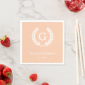 Serviette En Papier Apricot What Blé Laurel Wreath Initial Monogramme (En situation)