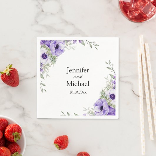 Serviette En Papier aquarelle fleurs violet élégant mariage moderne (En situation)