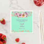 Serviette En Papier Aquarelle Florale sur Neo Mint avec or Rose (En situation)