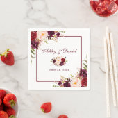 Serviette En Papier Aquarelle mariage Bourgogne Floral (En situation)