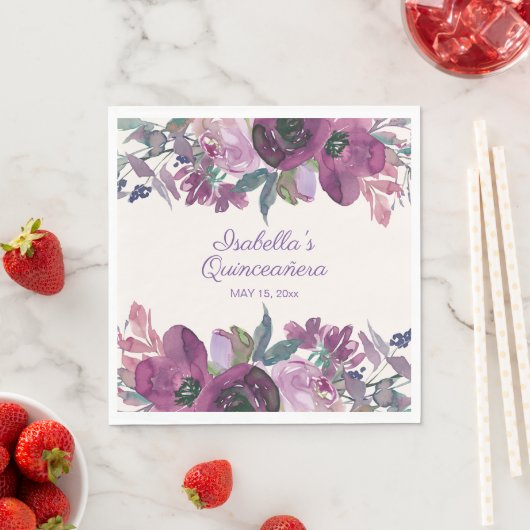 Serviette En Papier Aquarelle violette Floral Quinceañera Nom Date (En situation)