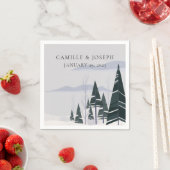 Serviette En Papier Arbres d'hiver Mariage de la forêt de neige modern (En situation)