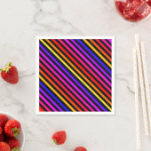 Serviette En Papier Arc-en-ciel et rayé de noir (En situation)