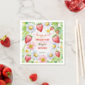 Serviette En Papier Baby shower de fraise douce Berry imprimé (En situation)