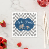 Serviette En Papier Baby shower moderne Elephant Chevron Marine Blue G (En situation)