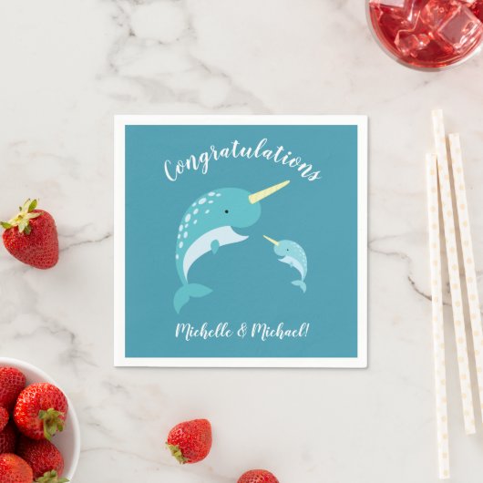 Serviette En Papier Baby shower Narwhal Jaune Genre Baleine Neutre (En situation)