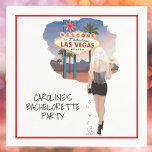 Serviette En Papier Bachelorette de Las Vegas<br><div class="desc">Une serviette dynamique pour la fête de la bachelorette qui présente une mariée blonde glamour dans un cadre chic de Las Vegas, sirotant un cosmopolite, avec des jetons de poker débordant de son embrayage élégant. Capturez l'excitation et l'énergie de la vie nocturne de Vegas pour donner le ton à une...</div>