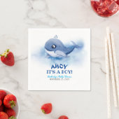Serviette En Papier Baleine sous le Baby shower marin (En situation)