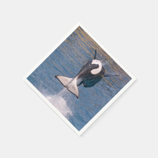 Serviette En Papier Baleine tueuse sautant hors de l'eau (Coin)