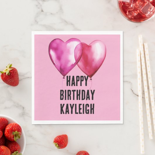Serviette En Papier Ballons Coeur Rose Anniversaire (En situation)