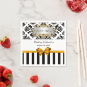 Serviette En Papier Bande noire blanc Damask Goldenrod Ruban (En situation)