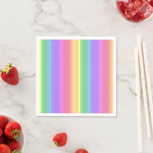 Serviette En Papier Bandes arc-en-ciel pastel (En situation)