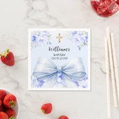 Serviette En Papier Baptême bleu arc fleurons (En situation)