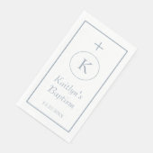Serviette En Papier Baptême Dusty Blue Monogrammes Nom personnalisé Co (Coin)