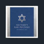 Serviette En Papier Bar Mitzvah Silver Blue Moderne Simple Personnalis<br><div class="desc">Elégante marine moderne bleu et argent classique moderne design minimaliste personnalisé bar mitzvah déjeuner et serviettes de réception avec nom personnalisé,  date et étoile de David. L'argent est un effet de texture fausse argent d'apparence authentique,  PAS un vrai papier d'aluminium.</div>