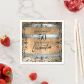 Serviette En Papier Baril de Whiskey rustique papier d'anniversaire (En situation)