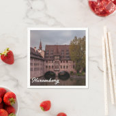 Serviette En Papier Bâtiment historique au coucher du soleil à Nurembe (En situation)