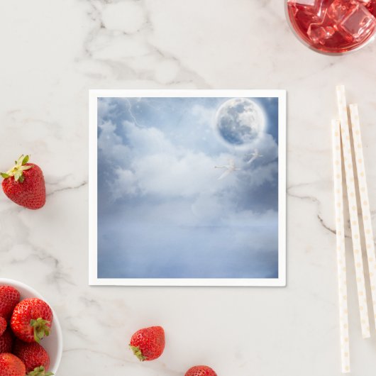 Serviette En Papier Beau ciel bleu avec cygnes volants (En situation)