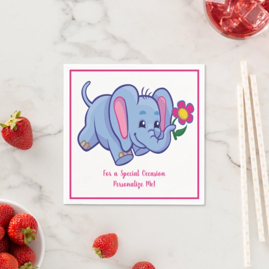 Serviette En Papier Bébé mignon Eléphant & Fleur Personnalisé (En situation)