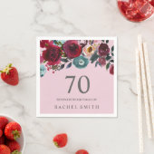 Serviette En Papier Belle Pink Bourgogne Floral 70e anniversaire fête (En situation)