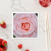 Serviette En Papier Belle rose rose (En situation)