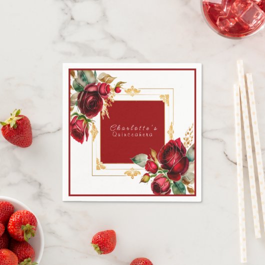 Serviette En Papier Belle Roses Rouges Or Filigree Quinceañera (En situation)