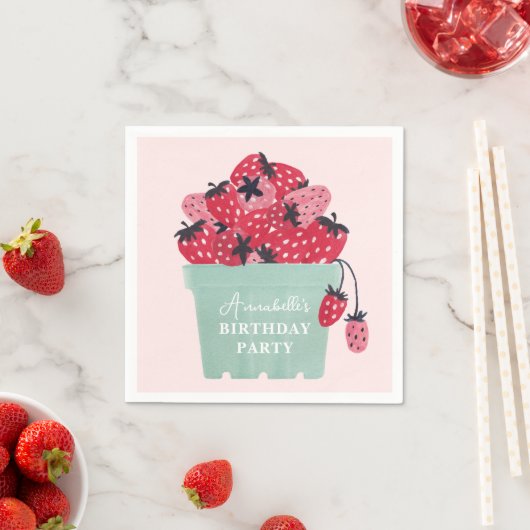 Serviette En Papier Berry First Birday Party fraise (En situation)