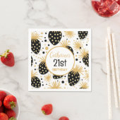 Serviette En Papier Black and Gold Strawberry Pattern (En situation)