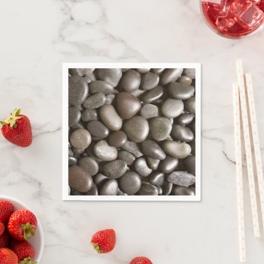 Serviette En Papier Black River Rock Nature Zen Pebble (En situation)