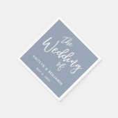 Serviette En Papier Blanc sur Dusty Blue Typographie Le Mariage de (Coin)
