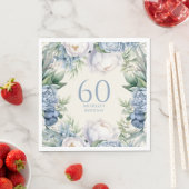 Serviette En Papier Bleu Duché Blanc Floral 60e anniversaire (En situation)