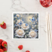 Serviette En Papier Blue Butterflies On White Roses and Daisies (En situation)