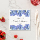 Serviette En Papier Blue Hydrangea Petals Fête des mariées personnalis (En situation)
