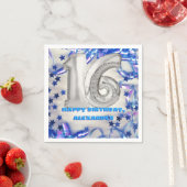 Serviette En Papier Blue Ribbon & Stars Confetti 16e fête d'anniversai (En situation)