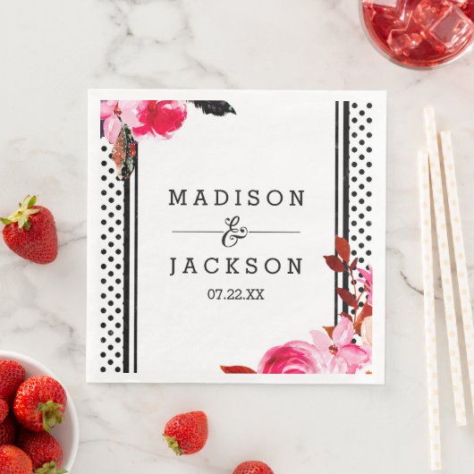 Serviette En Papier Boho rose Floral et noir Mariage point Monogramme (En situation)