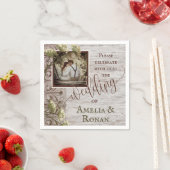 Serviette En Papier Bois rustique avec Mariage Burlap (En situation)