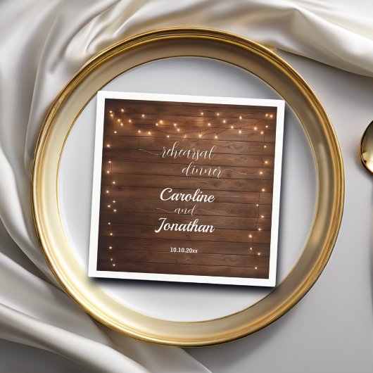 Serviette En Papier Bois Rustique Chaîne Lumières Dîner De Répétition