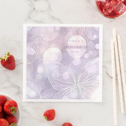 Serviette En Papier Bokeh et papillon Quinceanera Lavender ID1030 (En situation)