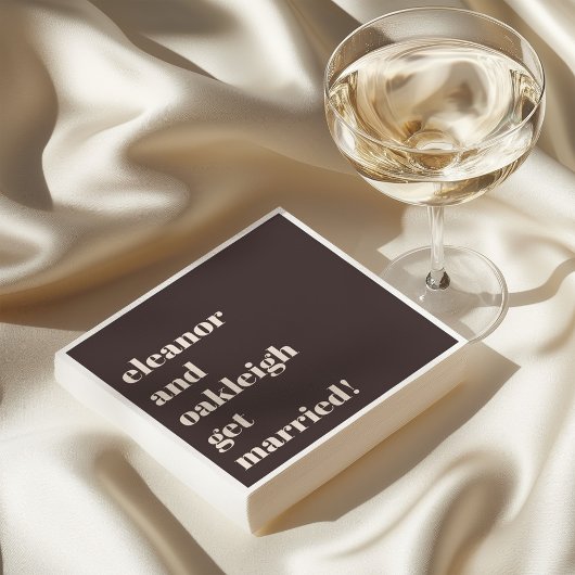 Serviette En Papier Bold Typography Fun Brown Custom Modern Wedding