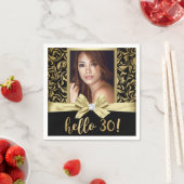 Serviette En Papier Bonjour 30 Gold Black Damask 30e anniversaire (En situation)